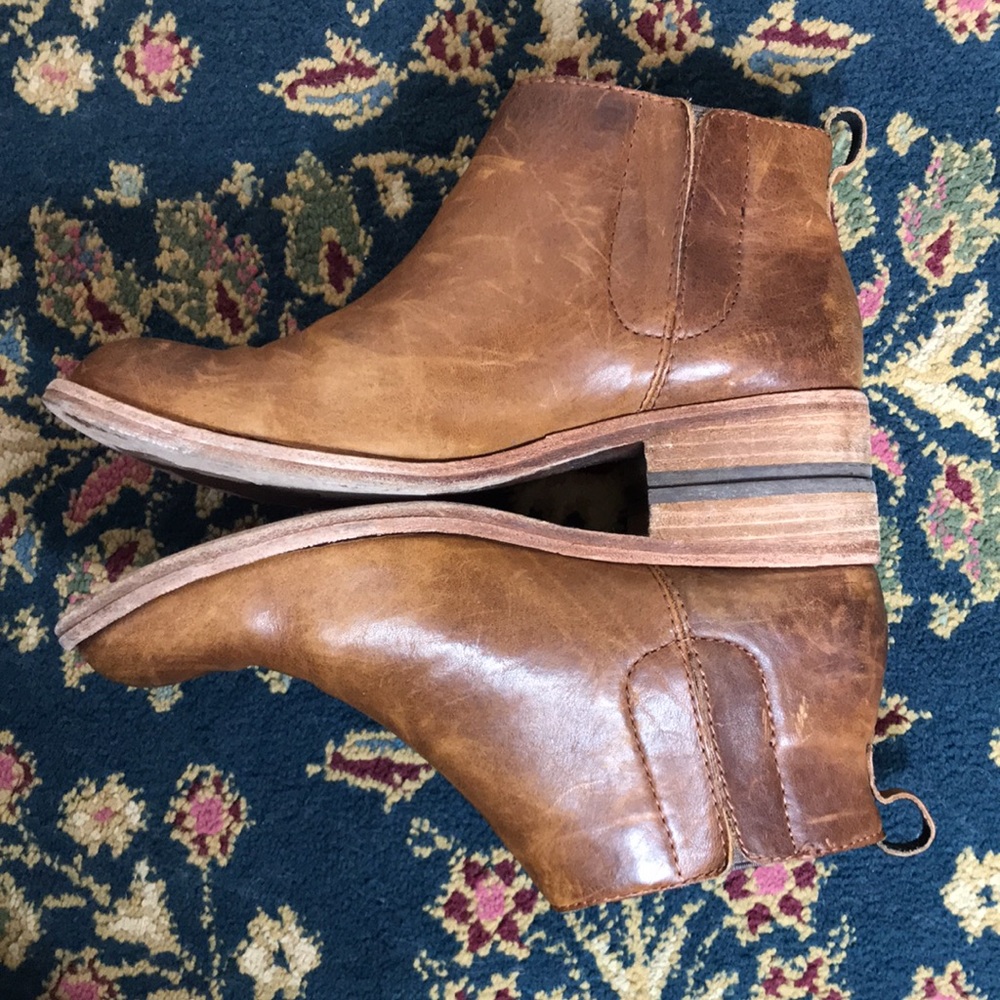 🍄 Kork-Ease Velma Brown Leather Bootie - Picture 11 of 16